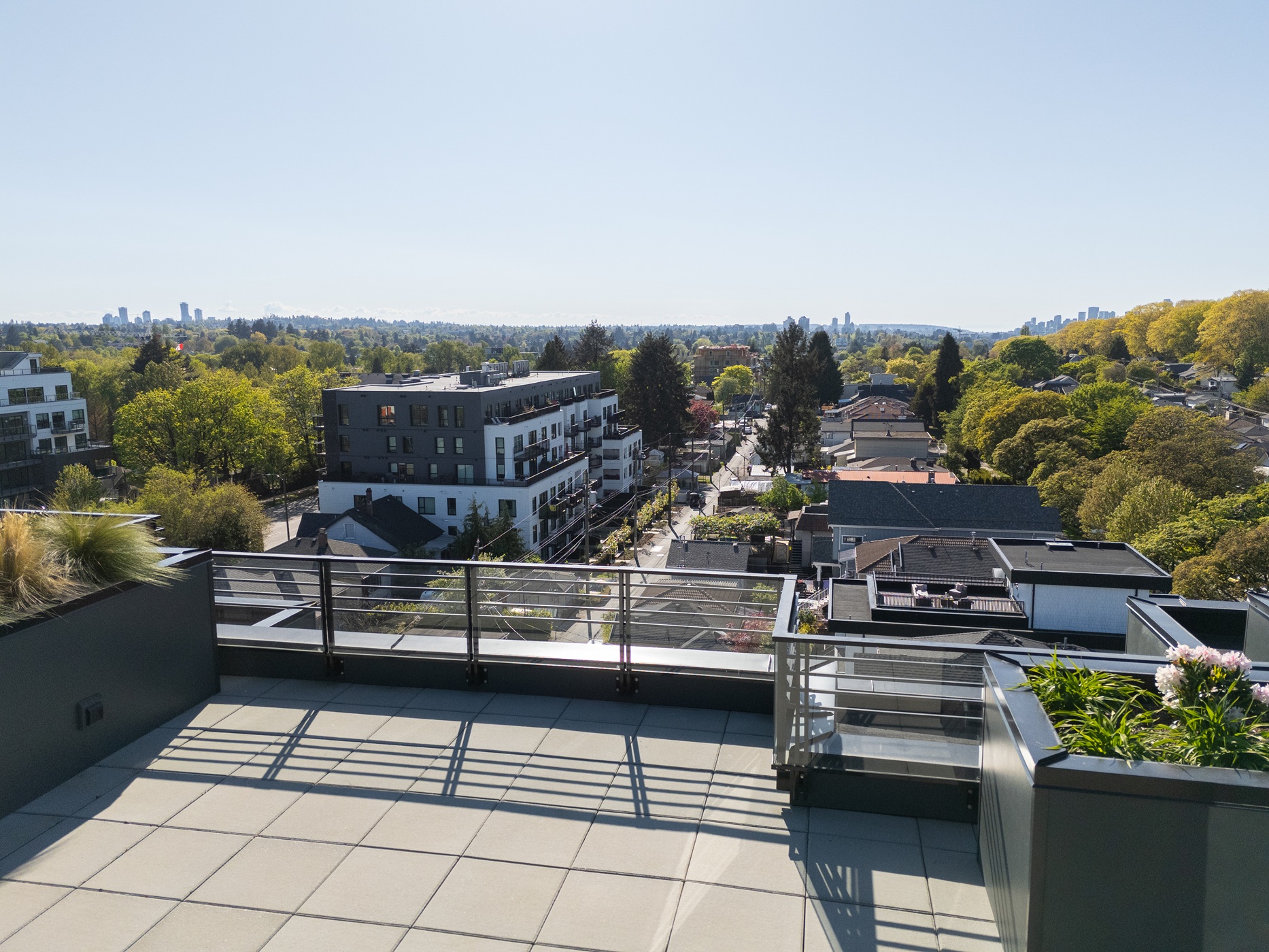 #603 – 2450 Garden Drive